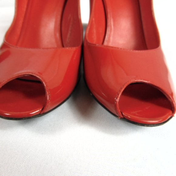 GUCCI Red Patent Leather Peep-Toe Wedge Heels Size 39.5 US 9 - Picture 13 of 15